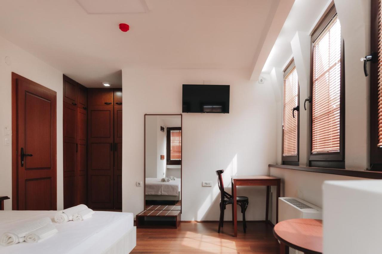 Hotel Gate 斯科普里 外观 照片